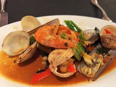 -圣丰索菲特·2 On 988 Café 自助餐厅