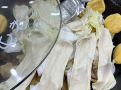 -屯老二农家铁锅炖·行业领军者(梅江店)