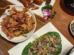 -老滇山寨•云南特色菜•地方菜•民族风情歌舞表演(金碧店)