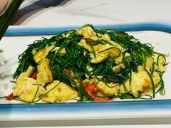 -三江源美食城