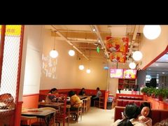 大堂-鸡遇虾煲干锅火锅(小寨金莎店)