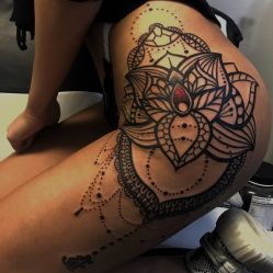 -Black Tattoo Studio
