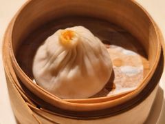 蟹粉小笼-成隆行·蟹王府(淮海店)