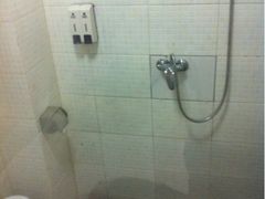 卫生间不太合理-时光漫步酒店(北京雍和宫店)