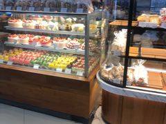 面包甜点陈列柜-莉莲蛋挞(日月光店)
