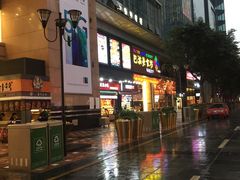 -八一好吃街·高品美食广场