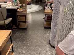 -三人行骨头王火锅(长寿店)