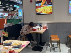 -小杨生煎(浦江欢乐颂店)