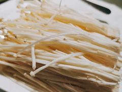 -茸梅路右拐龙虾-农家菜(松江店)