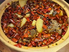 -临界音乐酒馆·小龙虾·江湖菜(华熙LIVE·鱼洞店)