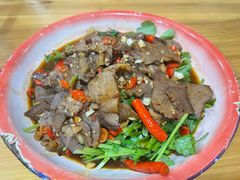 -老三样·美食研究中心(世贸路店)