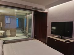 -上海龙之梦万丽酒店