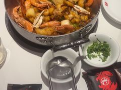 -七欣天香辣蟹火锅(闵行浦江欢乐颂店)