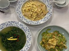 -围龙屋客家食府(福田店)