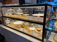 面包甜点陈列柜-Palette·花籁咖啡烘焙