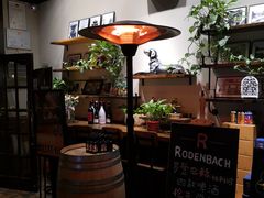 -麦落精酿啤酒餐吧(先农大院店)