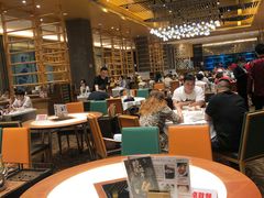 大堂-稻香酒家·34年老字号·港式粤菜(汉街店)