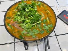 -肥汁米蘭香港米线(长宁来福士店)