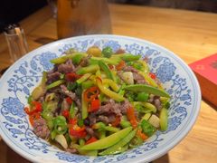 -头上红煨盐鸡·非遗院子餐厅