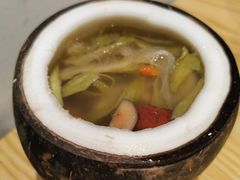 椰子炖盅-五月甜品(中山公园店)