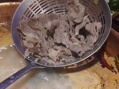 -洱火云南酸菜牛肉火锅(石景山当代商城店)