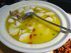 -小三峡食府(西五路店)
