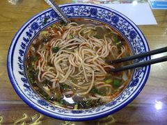 -伊穆祥牛肉面总店·清真