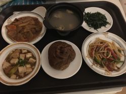 -月之旅·尊 高端月子会所(科馨别墅一店)