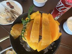-曼听小寨海鲜烧烤·大连辣炒大王(盖州街店)