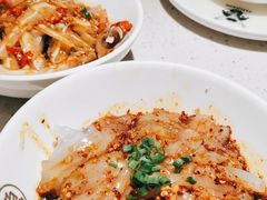 -江渔儿酸菜鱼·拔草餐厅(虎门君乐汇店)