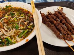 -桥香园云南过桥米线(金马碧鸡店)