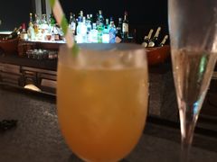 -瑰丽酒店·海吧·天际下午茶·现场DJ·天台酒吧