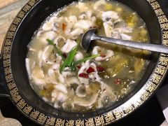 -新记印象酸菜鱼馆(天阳亲子广场店)