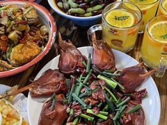 -冶建镜子·老南昌大排档·江西虾王(总店)