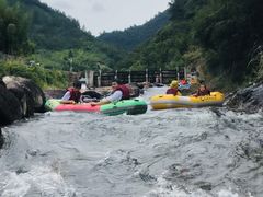-龙井峡漂流
