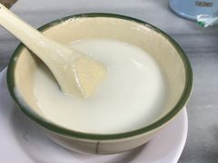 润肺杏仁露-芬芳甜品(同福路店)