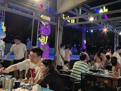 -渔家火锅·海鲜自助餐·演艺(亚龙湾天域酒店)