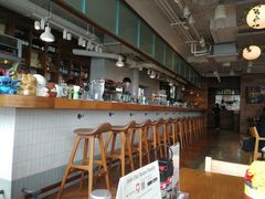 -ROAST coffee & eatery