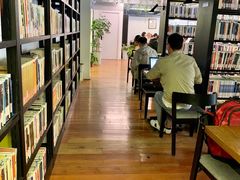 -闵行城市书房凤凰馆