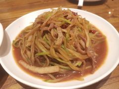 -泉畔人家·老济南经典鲁菜(大明湖店)