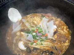 -地锅公社·现炒地锅鸡·地锅鱼·夜宵(罗锦路店)