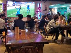 大堂-马路牙子地桌烤肉(工体店)