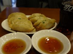 -小姜锅贴(凤凰街店)