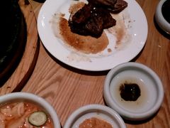 -萨拉伯尔水源素问店·韩国宫廷料理(人民路店)