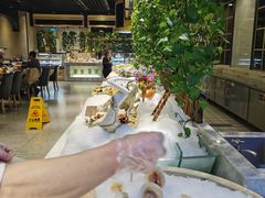 -新华贸购物中心(新华西道店)