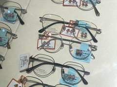 -同仁验光配镜(中心店)