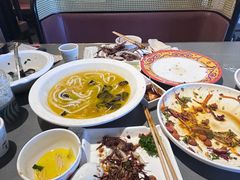 -邑金陵北京烤鸭店·现炒家常菜(ITC MALL店)