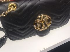 -唯品会(北京国瑞城店)