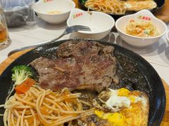 -豪享来牛排(人民店)