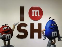 -m豆巧克力世界(上海世茂广场店)